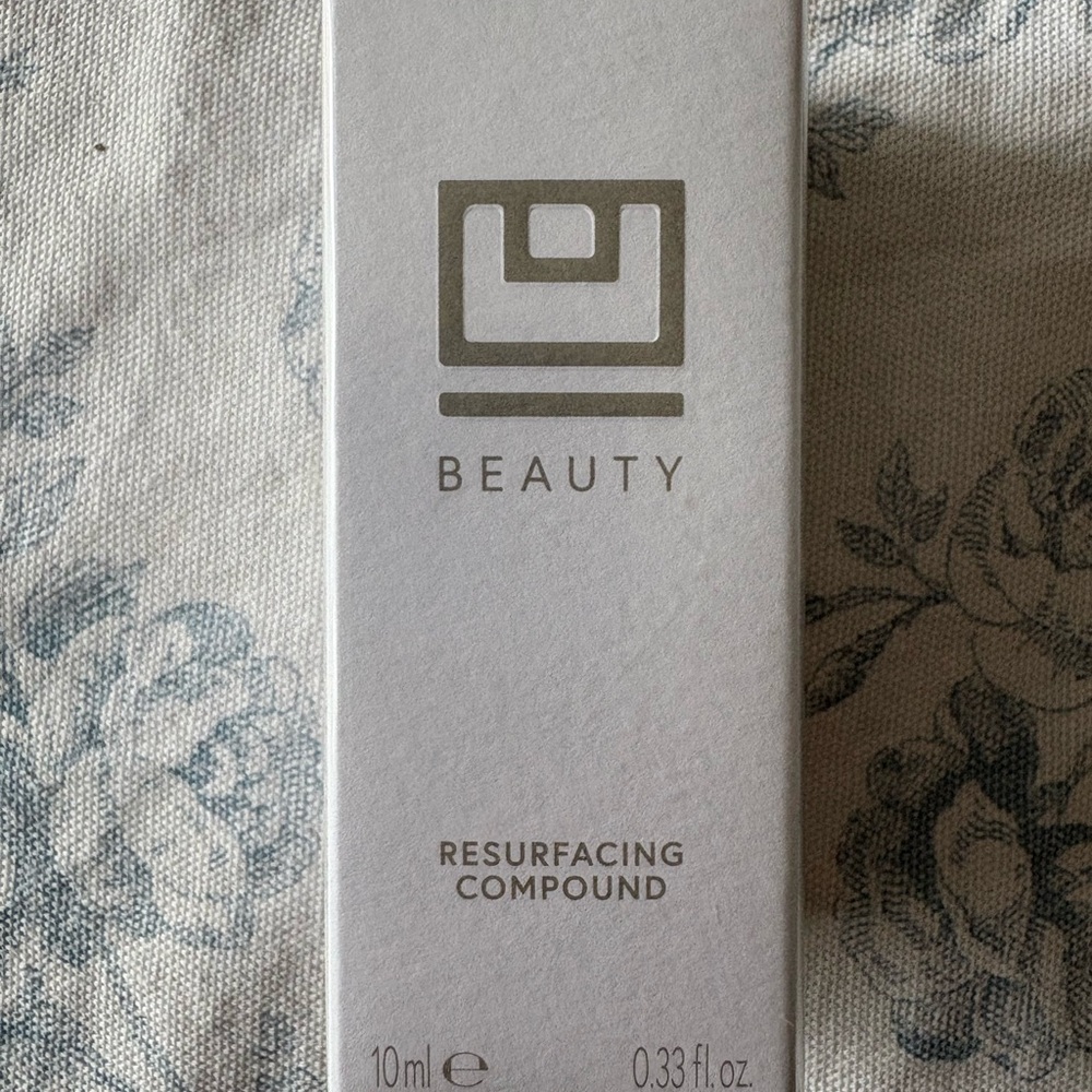 Beauty Resurfacing Compound Serum travel size